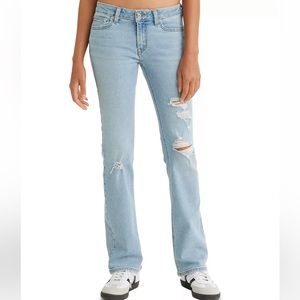 Levi’s Super Low Boot Cut Denim / Like New Condition / size 26